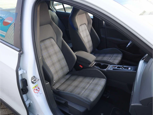 Volkswagen golf gte 1.4 e-hybrid phev 245pk automaat carplay/android stoel&stuurverwarming led dab adaptive - afbeelding 15 van  22
