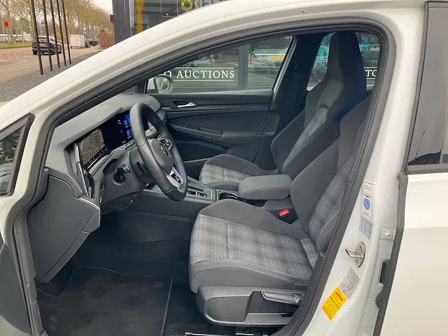 Volkswagen golf gte 1.4 ehybrid phev 245pk automaat 2021 achteruitrijcamera virtual cockpit carplay/android led dab - afbeelding 3 van  31