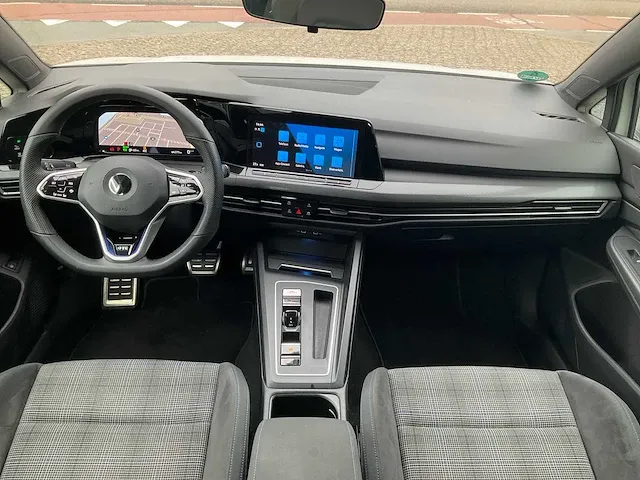 Volkswagen golf gte 1.4 ehybrid phev 245pk automaat 2021 achteruitrijcamera virtual cockpit carplay/android led dab - afbeelding 6 van  31