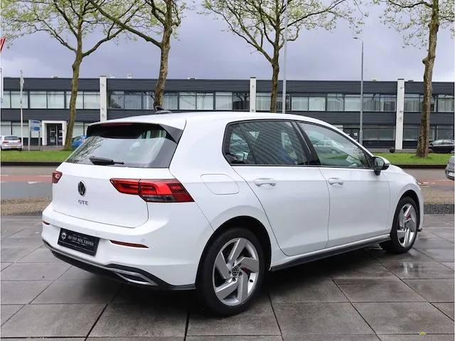 Volkswagen golf gte 1.4 ehybrid phev 245pk automaat 2021 adaptive cruise stoel&stuurverwarming carplay navi - afbeelding 28 van  32
