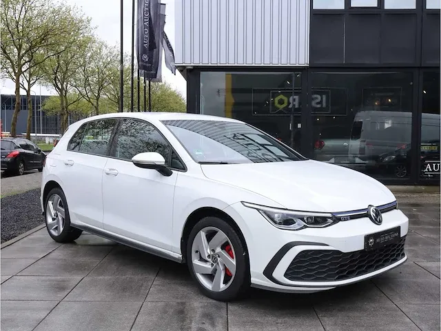 Volkswagen golf gte 1.4 ehybrid phev 245pk automaat 2021 adaptive cruise stoel&stuurverwarming carplay navi - afbeelding 30 van  32
