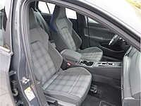 Volkswagen golf gte 1.4 ehybrid phev 245pk automaat 2021 carplay stoel&stuurverwarming adaptive navi dab led - afbeelding 26 van  33