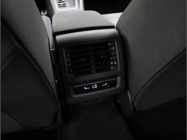 Volkswagen golf gte 1.4 ehybrid phev 245pk automaat 2022 - afbeelding 19 van  38