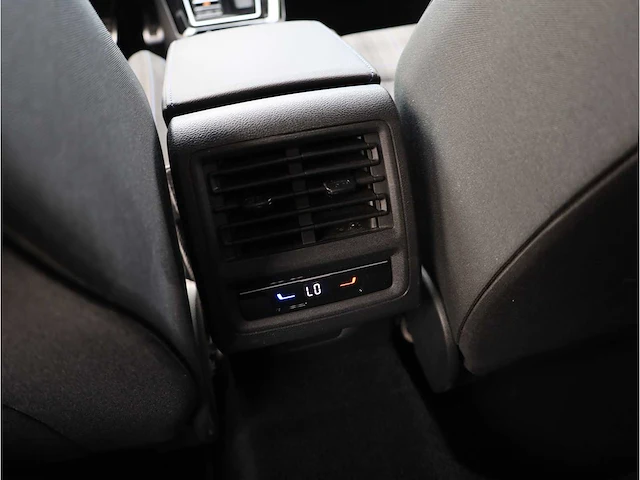 Volkswagen golf gte 1.4 ehybrid phev 245pk automaat 2022 - afbeelding 18 van  38