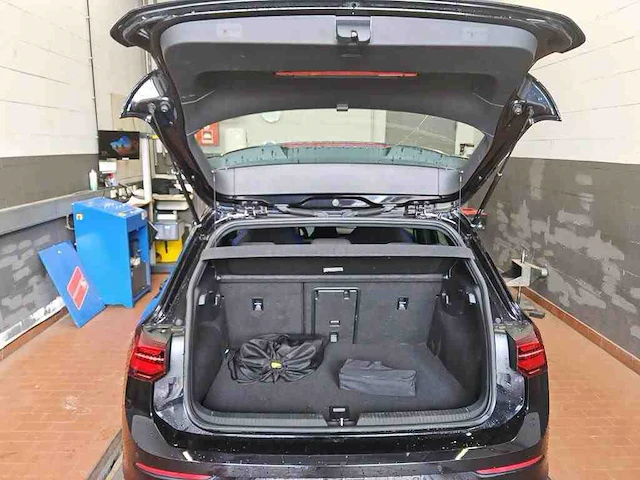 Volkswagen golf gte 1.4 ehybrid phev 245pk automaat 2022 - afbeelding 17 van  17