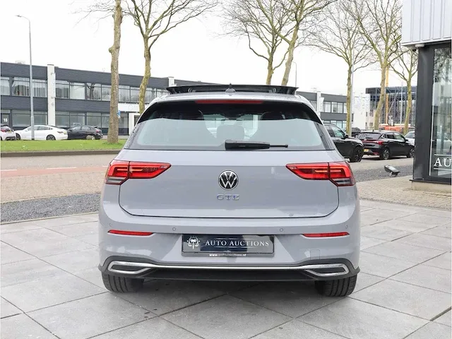 Volkswagen golf gte 1.4 ehybrid phev 245pk panodak keyless camera dodehoek 18''inch stoel&stuurverwarming adaptive - afbeelding 27 van  34