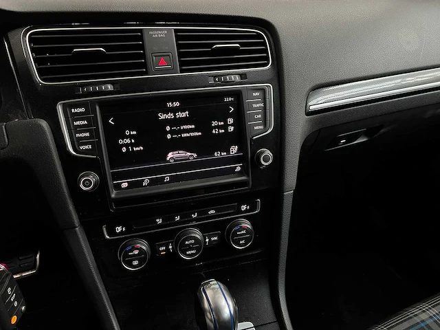 Volkswagen golf gte 1.4 tsi 150pk 2015, hb-972-g - afbeelding 16 van  35