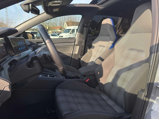 Volkswagen golf gte car 2022 | 00-31-06 - afbeelding 4 van  35
