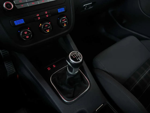 Volkswagen golf gti 2.0 tfsi 280pk 2009 (origineel-nl), 76-gng-4 - afbeelding 18 van  41
