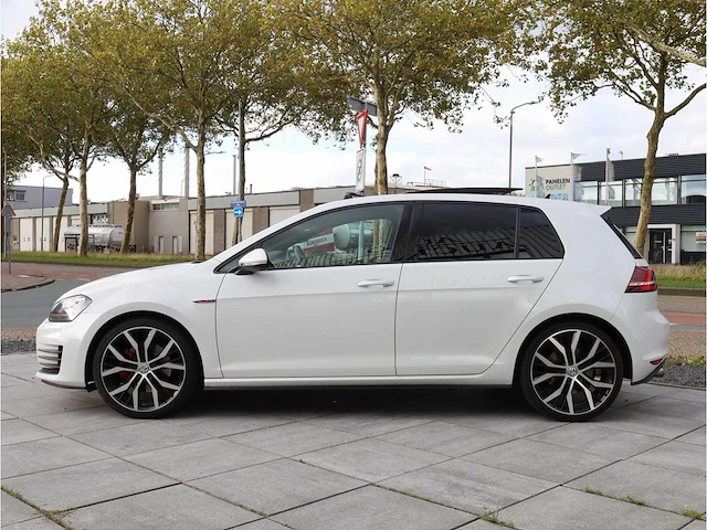 Volkswagen golf gti 2.0 tsi 220pk automaat 2016 - afbeelding 12 van  31