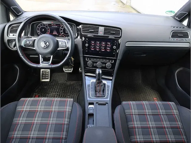 Volkswagen golf gti 2.0 tsi 245pk automaat 2019 panoramadak dynaudio achteruitrijcamera virtual cockpit 18"inch - afbeelding 7 van  30