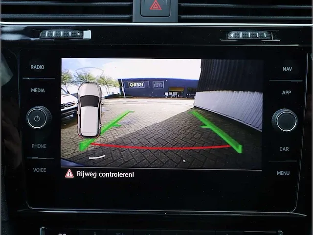 Volkswagen golf gti 2.0 tsi 245pk automaat 2019 panoramadak dynaudio achteruitrijcamera virtual cockpit 18"inch - afbeelding 14 van  30