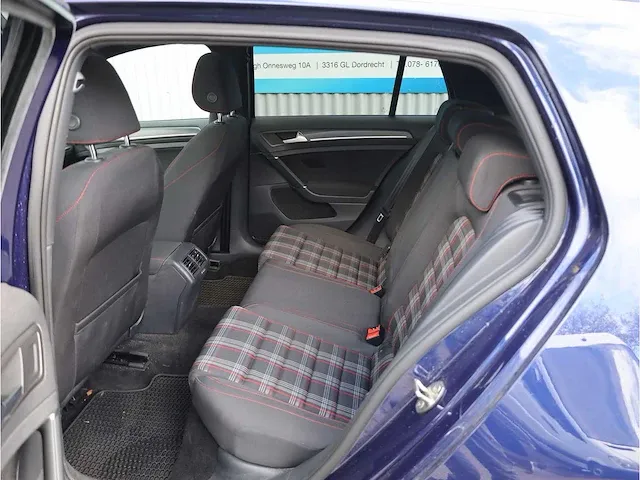 Volkswagen golf gti 2.0 tsi 245pk automaat 2019 panoramadak dynaudio achteruitrijcamera virtual cockpit 18"inch - afbeelding 24 van  30