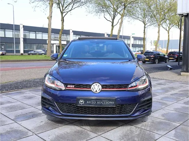Volkswagen golf gti 2.0 tsi 245pk automaat 2019 panoramadak dynaudio achteruitrijcamera virtual cockpit 18"inch - afbeelding 29 van  30