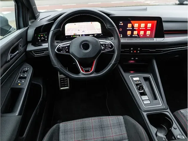 Volkswagen golf gti 2.0 tsi 245pk automaat 2020 achteruitrijcamera stoel & stuurverwarming led mistlampen 19"inch - afbeelding 7 van  39