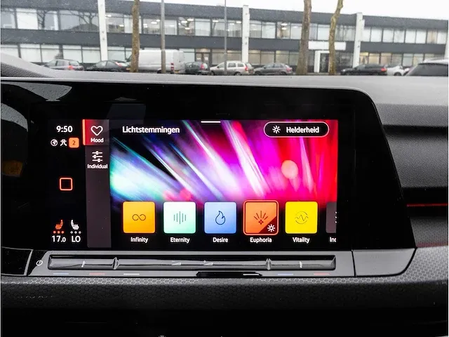 Volkswagen golf gti 2.0 tsi 245pk automaat 2020 achteruitrijcamera stoel & stuurverwarming led mistlampen 19"inch - afbeelding 17 van  39