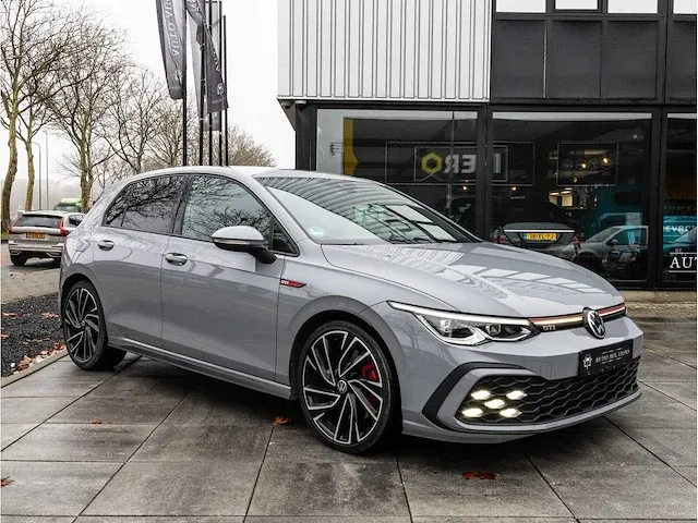 Volkswagen golf gti 2.0 tsi 245pk automaat 2020 achteruitrijcamera stoel & stuurverwarming led mistlampen 19"inch - afbeelding 37 van  39