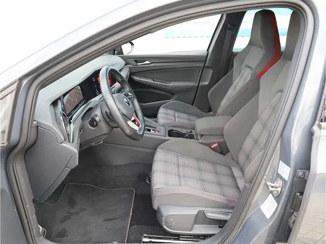 Volkswagen golf gti 2.0 tsi 245pk automaat 2021 achteruitrijcamera stoel&stuurverwarming adaptive cruise - afbeelding 3 van  34