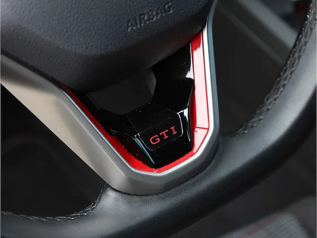 Volkswagen golf gti 2.0 tsi 245pk automaat 2021 achteruitrijcamera stoel&stuurverwarming adaptive cruise - afbeelding 21 van  34