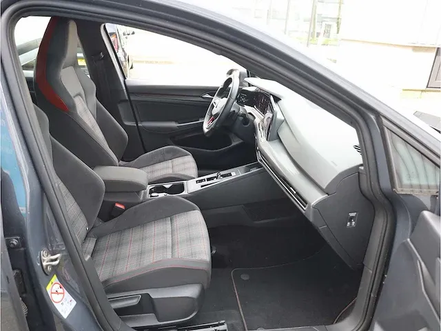 Volkswagen golf gti 2.0 tsi 245pk automaat 2021 achteruitrijcamera stoel&stuurverwarming adaptive cruise - afbeelding 26 van  34