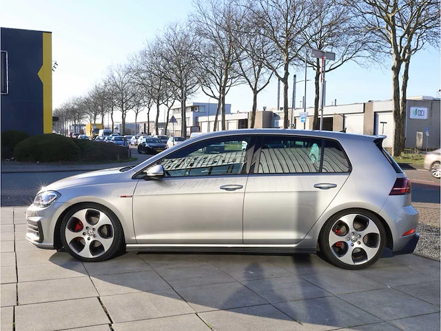 Volkswagen golf gti 2.0 tsi performance automaat 2018, l-014-sx - afbeelding 2 van  29
