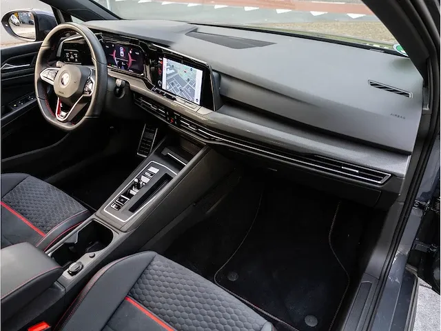Volkswagen golf gti clubsport 2.0 tsi 300pk automaat 2021 panoramadak achteruitrijcamera adaptive cruise 19"inch - afbeelding 6 van  36