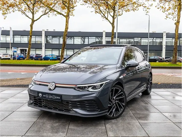 Volkswagen golf gti clubsport 2.0 tsi 300pk automaat 2021 panoramadak achteruitrijcamera adaptive cruise 19"inch - afbeelding 1 van  36