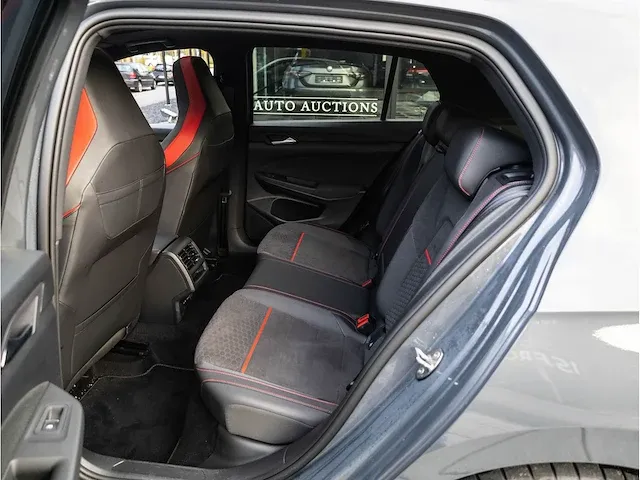 Volkswagen golf gti clubsport 2.0 tsi 300pk automaat 2021 panoramadak achteruitrijcamera adaptive cruise 19"inch - afbeelding 29 van  36