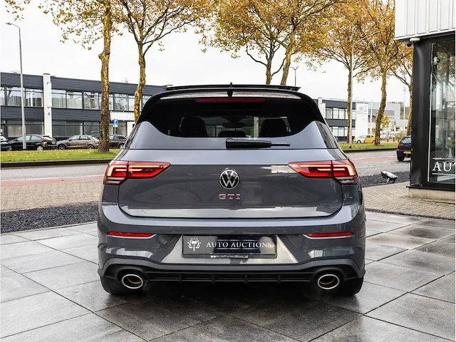 Volkswagen golf gti clubsport 2.0 tsi 300pk automaat 2021 panoramadak achteruitrijcamera adaptive cruise 19"inch - afbeelding 31 van  36