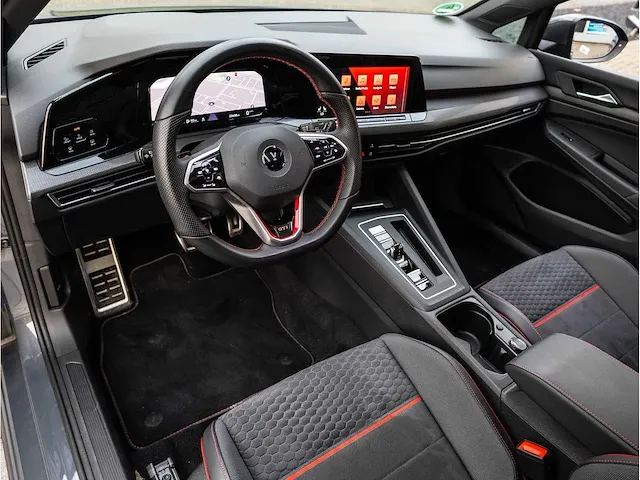 Volkswagen golf gti clubsport 2.0 tsi 300pk automaat 2021 panoramadak achteruitrijcamera adaptive cruise 19"inch - afbeelding 3 van  36