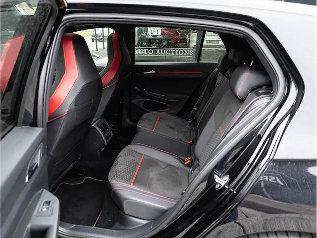 Volkswagen golf gti clubsport 2.0 tsi 300pk automaat 2021 panoramadak adaptive cruise led dab 18"inch, x-702-hd - afbeelding 25 van  31