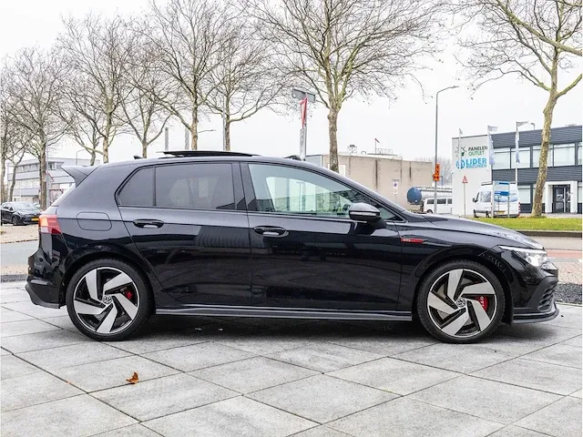 Volkswagen golf gti clubsport 2.0 tsi 300pk automaat 2021 panoramadak adaptive cruise led dab 18"inch, x-702-hd - afbeelding 28 van  31