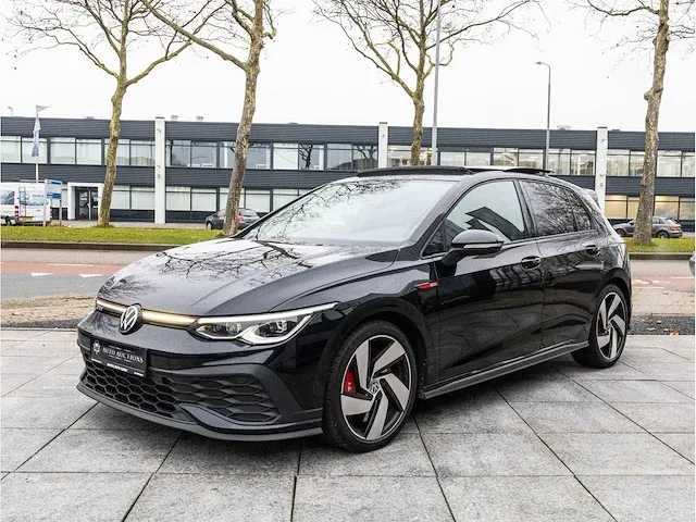Volkswagen golf gti clubsport 2.0 tsi 300pk automaat 2021 panoramadak adaptive cruise led dab 18"inch, x-702-hd - afbeelding 31 van  31