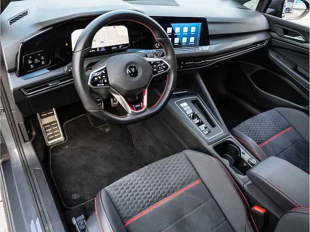 Volkswagen golf gti clubsport 2.0 tsi 300pk automaat 2021 panoramadak camera adaptive cruise 19"inch hagelschade - afbeelding 3 van  35