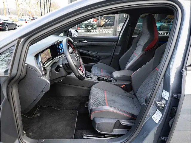Volkswagen golf gti clubsport 2.0 tsi 300pk automaat 2021 panoramadak camera adaptive cruise 19"inch hagelschade - afbeelding 4 van  35