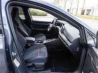 Volkswagen golf gti clubsport 2.0 tsi 300pk automaat 2021 panoramadak camera adaptive cruise 19"inch hagelschade - afbeelding 22 van  35