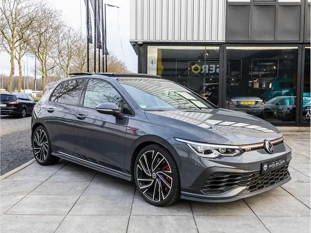 Volkswagen golf gti clubsport 2.0 tsi 300pk automaat 2021 panoramadak camera adaptive cruise 19"inch hagelschade - afbeelding 33 van  35