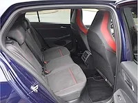 Volkswagen golf gti clubsport 2.0 tsi 300pk automaat 2022 pano camera adaptive stoel&stuurverwarming 19''inch - afbeelding 27 van  35