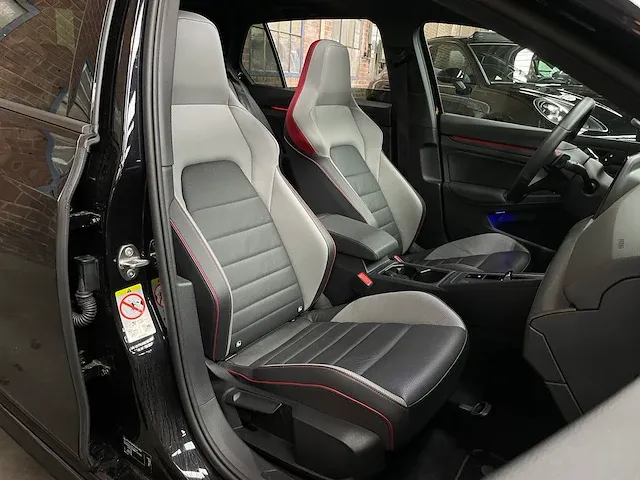 Volkswagen golf gti clubsport 301pk akrapovic 2021 nieuw-model, p-862-tb - afbeelding 60 van  74