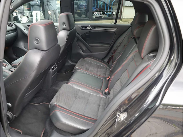 Volkswagen golf gti edition 35 2.0 tsi automaat 2011, 82-rzj-6 - afbeelding 5 van  51