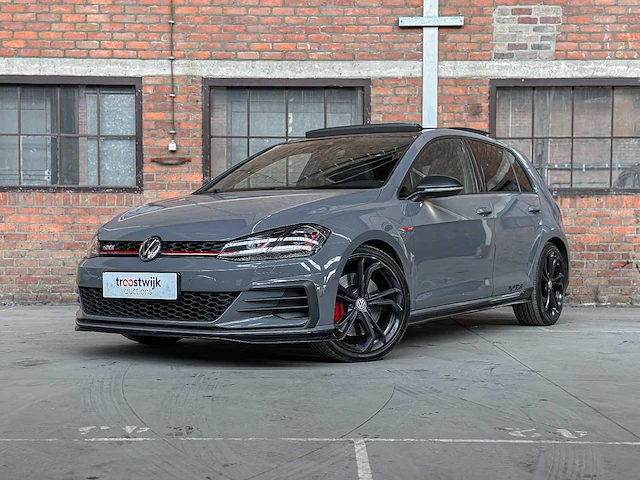Volkswagen golf gti tcr 7.5 2.0 tsi 290pk 2019, p-824-pt - afbeelding 1 van  56