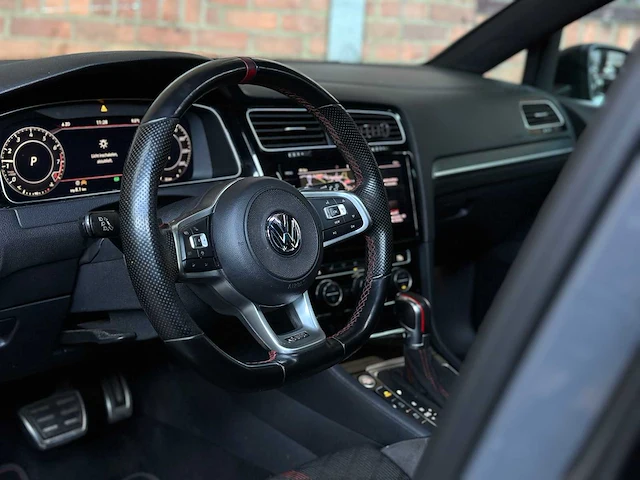 Volkswagen golf gti tcr 7.5 2.0 tsi 290pk 2019, p-824-pt - afbeelding 17 van  56