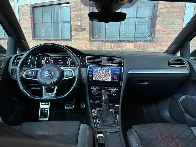 Volkswagen golf gti tcr 7.5 2.0 tsi 290pk 2019, p-824-pt - afbeelding 18 van  56