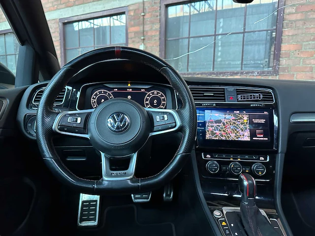 Volkswagen golf gti tcr 7.5 2.0 tsi 290pk 2019, p-824-pt - afbeelding 19 van  56