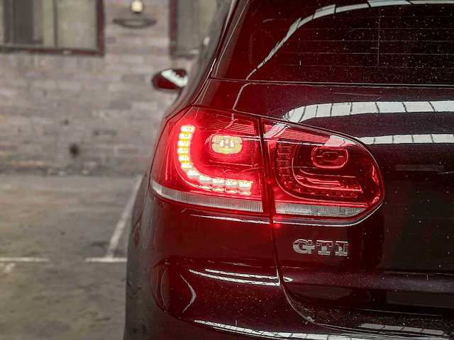 Volkswagen golf gti vi 2.0 dsg 211pk 2010 (new engine 71.547) golf 6, j-699-tz - afbeelding 25 van  89