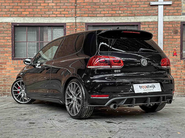 Volkswagen golf gti vi 2.0 dsg 211pk 2010 (new engine 71.547) golf 6, j-699-tz - afbeelding 27 van  89