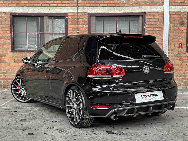 Volkswagen golf gti vi 2.0 dsg 211pk 2010 (new engine 71.547) golf 6, j-699-tz - afbeelding 28 van  89