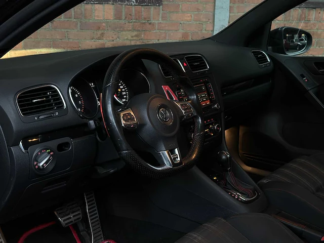 Volkswagen golf gti vi 2.0 dsg 211pk 2010 (new engine 71.547) golf 6, j-699-tz - afbeelding 37 van  89