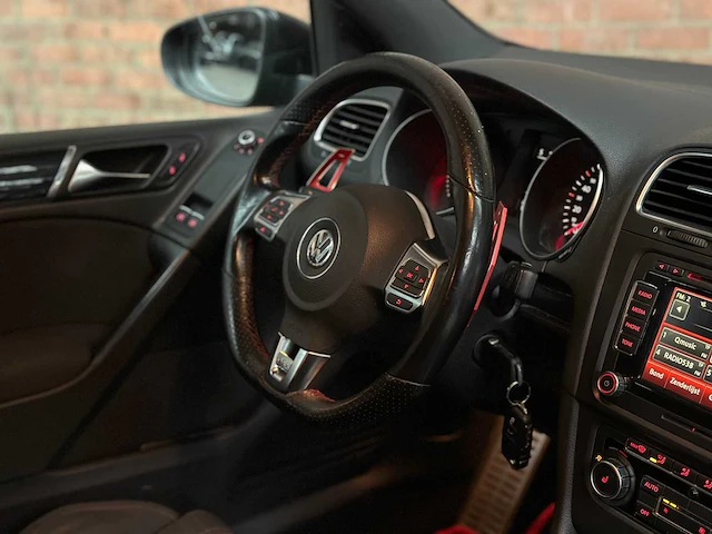 Volkswagen golf gti vi 2.0 dsg 211pk 2010 (new engine 71.547) golf 6, j-699-tz - afbeelding 48 van  89
