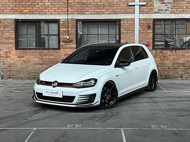 Volkswagen golf gti viii 2.0 tsi 320pk 2015, h-108-fj - afbeelding 12 van  64
